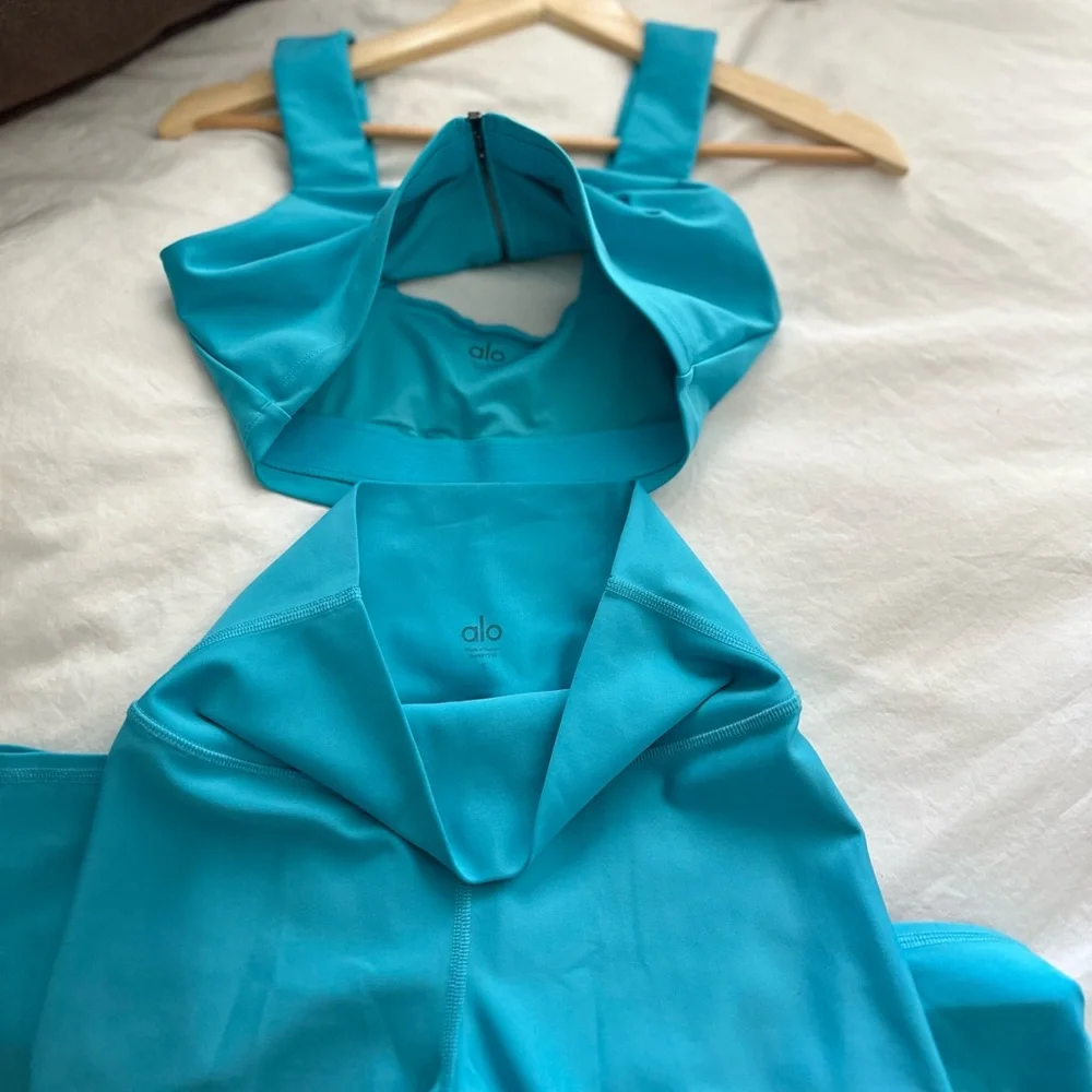 Alo Yoga Airlift SET leggings + Bra LIKE NEW